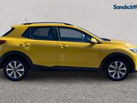 Used Kia Stonic 100 HP (73 kW) 2024 Yellow SUV