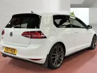 Used VW Golf VII GTD 184 HP (135 kW) 2017 White Hatchback