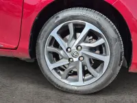 Used Toyota Yaris 100 HP (73 kW) 2020 Red Hatchback