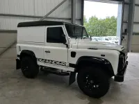 Used Land Rover Defender 122 HP (89 kW) 2014 White SUV