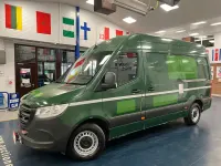 Usado Mercedes Sprinter 163 HP (119 kW) 2019 Verde Van