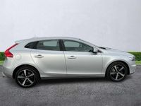 Begagnad Volvo V40 R-Design 2018 Silver Halvkombi