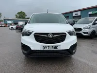 Used Vauxhall Combo 100 HP (73 kW) 2021 White MPV