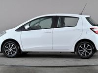 Used Toyota Yaris 111 HP (81 kW) 2019 White Hatchback
