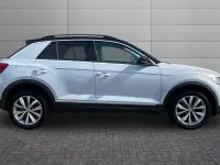 Used VW T-Roc Design 148 HP (108 kW) 2019 White silver with black roof SUV