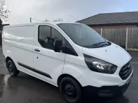 Begagnad Ford Transit Custom 105 HK (77 kW) 2018 Vit Van