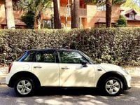 Used Mini Cooper Classic 136 HP (100 kW) 2018 White Hatchback