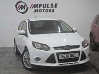 Used Ford Focus Zetec 2014 White Hatchback