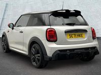 Usado Mini Cooper S Hatch 178 CV (130 kW) 2021 Plateado Utilitario