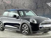 Usado Mini Cooper Exclusive 136 CV (100 kW) 2021 Negro Utilitario