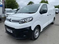 Używany Citroën Dispatch 2021 Biały Minivan