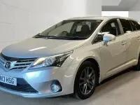 Used Toyota Avensis 150 HP (110 kW) 2013 Silver Estate