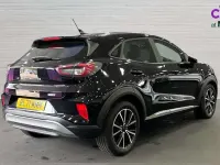 Używany Ford Puma Titanium 125 KM (91 kW) 2022 Czarny SUV