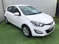 Used Hyundai i20 Active 75 HP (55 kW) 2013 White Hatchback