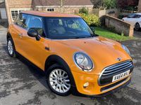 Usado Mini ONE Hatch 2014 Naranja Utilitario