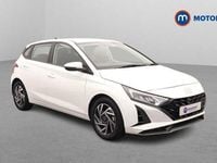 Used Hyundai i20 Advanced 101 HP (74 kW) 2024 White Hatchback