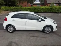 Used Kia Rio 84 HP (61 kW) 2016 White Hatchback