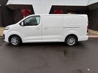 Used Vauxhall Vivaro Sportive 100 HP (73 kW) 2021 White MPV