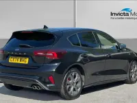 Używany Ford Focus ST-Line 125 KM (91 kW) 2024 Czarny Hatchback