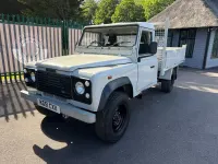 Used Land Rover Defender 90 HP (66 kW) 2001 Cream Cabriolet