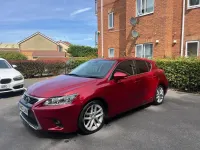 Used Lexus CT200h 134 HP (98 kW) 2017 Red Hatchback