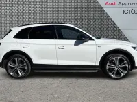 Used Audi Q5 Advanced 187 HP (137 kW) 2019 White SUV