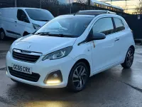 Used Peugeot 108 Roland Garros 82 HP (60 kW) 2016 White Hatchback