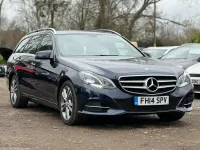 Usado Mercedes E300 SE 2014 Azul Carrinha