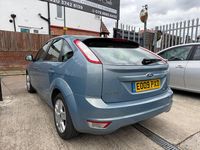 Używany Ford Focus Style 99 KM (72 kW) 2009 Niebieski Hatchback