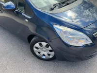 Second-hand Vauxhall Meriva 2011 Albastru Monovolum