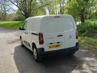Used Peugeot Partner Premium 131 HP (96 kW) 2021 White MPV