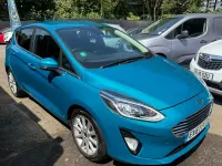 Used Ford Fiesta Titanium 125 HP (91 kW) 2017 Blue Hatchback