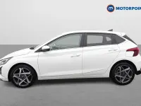 Used Hyundai i20 Premium 2025 White Hatchback