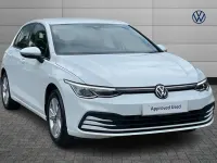 Used VW Golf VIII Life 110 HP (80 kW) 2022 White Hatchback