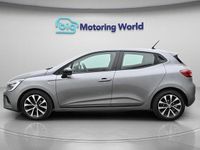 Used Renault Clio V Evolution 90 HP (66 kW) 2023 Grey Hatchback