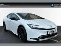 Used Toyota Prius 220 HP (161 kW) 2024 White Hatchback