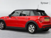 Used Mini Cooper Classic 134 HP (98 kW) 2022 Red Hatchback