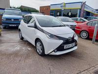Used Toyota Aygo x-press 2014 White Hatchback