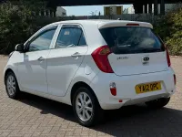 Used Kia Picanto 2012 White Hatchback