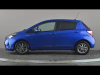 Used Toyota Yaris Hybrid 2018 Blue Hatchback
