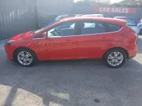 Used Ford Focus Titanium 125 HP (91 kW) 2013 Red Hatchback