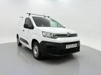 Second-hand Citroën Berlingo 100 CP (73 kW) 2023 Alb Monovolum