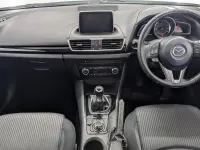 Used Mazda 3 165 HP (121 kW) 2016 White Sedan