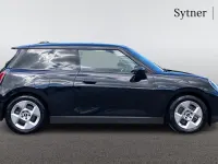 Used Mini Cooper Hatch 133 kW (181 HP) 2024 Black Hatchback