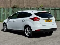 Used Ford Focus Zetec 120 HP (88 kW) 2017 White Hatchback