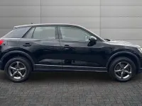 Begagnad Audi Q2 Design 2020 Svart SUV