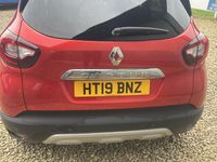 Second-hand Renault Captur GT-Line 90 CP (66 kW) 2019 Roșu SUV
