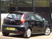 Used MG MG3 106 HP (77 kW) 2016 Black Hatchback