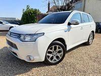 Used Mitsubishi Outlander P-HEV 200 HP (147 kW) 2014 White SUV