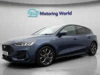 Używany Ford Focus ST-Line 125 KM (91 kW) 2024 Niebieski Hatchback